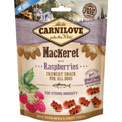 Carnilove crunchy snack Mackerel with raspberries